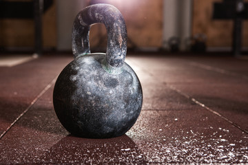 Obraz na płótnie Canvas kettlebell training in gym