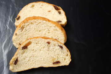 Raisin bread