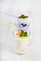 Smoothies with fresh berries