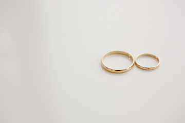 Golg wedding rings of bride and groom