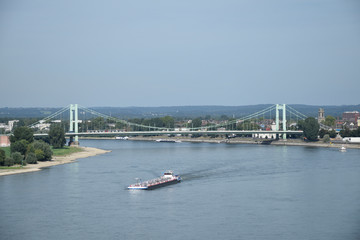 Fototapeta premium Cologne bridge
