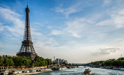 Journée Parisienne - Paris, France