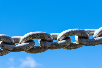 Obraz premium powerful iron chain
