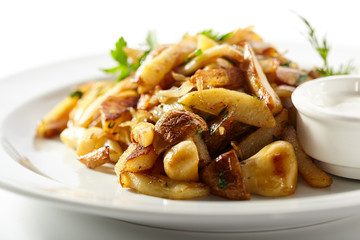 Pan Fried Potatoes with Mushrooms and Onions