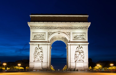 Fototapeta na wymiar The Triumphal Arch at night, Paris, France.