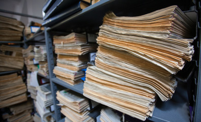 Newspapers archive in batches