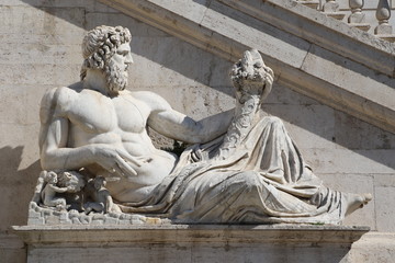 Statue décorative des Musées du Capitole à Rome