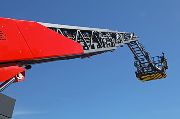 Grande échelle de camion de pompier