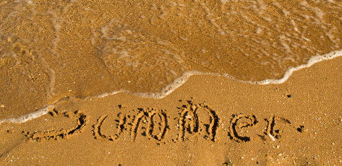 The inscription of the summer on the Sea Beach