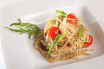 Salad with sprouted wheat