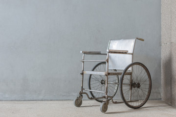 Fototapeta na wymiar Wheelchair empty in hospital
