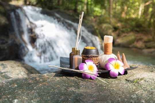 Spa and aroma tools with the beautiful refresh nature