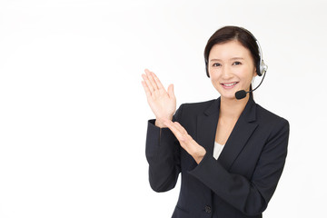 案内するオペレーター