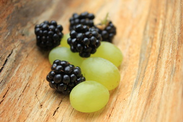 Stillleben. Beeren sind Bestandteil einer gesunden Ernährung 