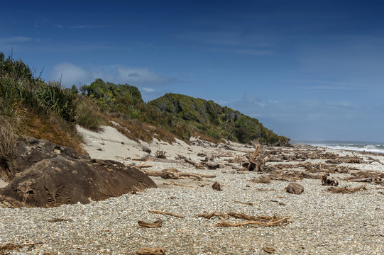 Pebble beach of Tauparikaka Marine Reserve, Haast, New Zealand