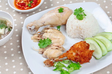 Streamed oily rice and streamed chicken as 