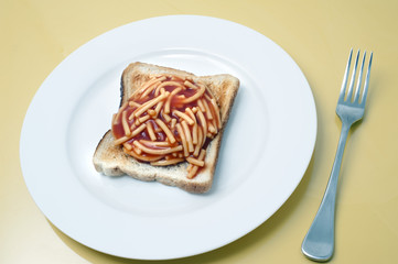 Cheap snack of tinned spaghetti