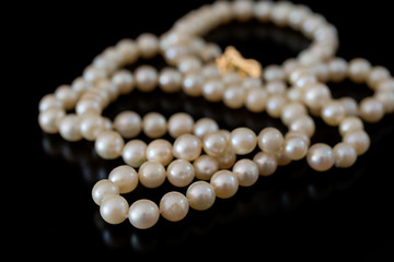 Reparation and restoration of jewelry