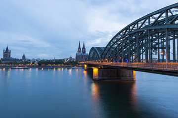 Fototapeta na wymiar Blue Hour at Cologne Cathedral