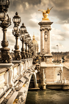 Pont Alexandre III a Parigi