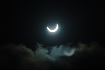 Obraz na płótnie Canvas Eclipse de soleil de septembre 2016 à l'ile Maurice