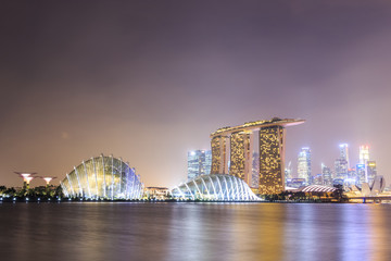 Fototapeta na wymiar The Marina Bay Sands in Singapore
