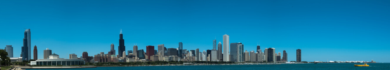 Fototapeta na wymiar Panoramic picture of Chicago