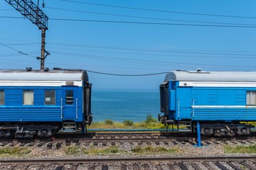 Transsibirische Eisenbahn Waggons am Baikal See