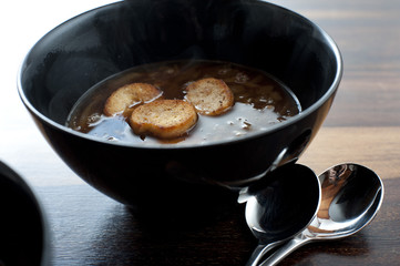 Fried croutons in onion soup