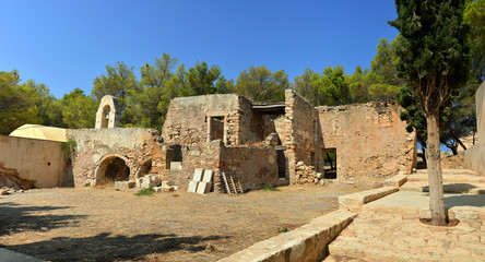 Rethymno Fortezza chapel ruins