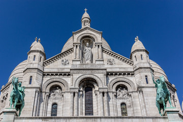 Fototapeta na wymiar Roman Catholic Basilica Sacre Coeur (1875 – 1914). Paris, France