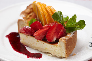 cheesecake with fruits