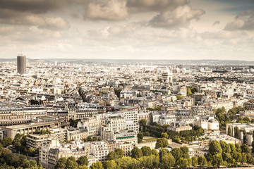 Fototapeta na wymiar veduta di parigi dall'alto