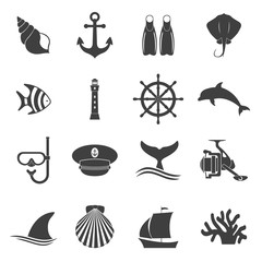 Holidays at sea icons set.