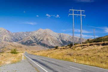 Fototapeta na wymiar Road Mountain New Zealand 