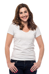 Obraz premium Pretty smiling lady in casual wear