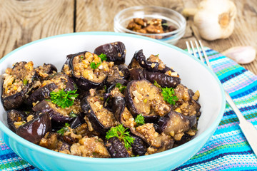 Fried Eggplant with Walnuts