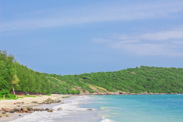 Obraz premium Mountain and sea.