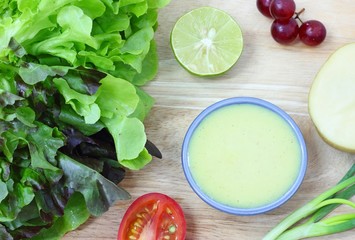  Salad dressing with vegetable