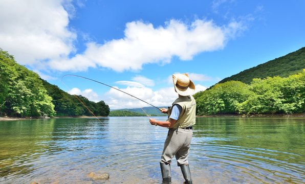 フィッシング・晩夏の湖