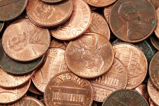 A close up image of American pennies