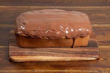 Cake with chocolate glazing cut