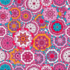 Seamless pattern with doodles elements  very detailed. decorated  mandala. multicolored flowers