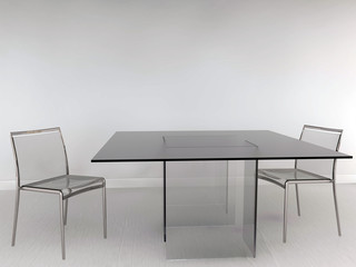 Tavolo e sedie di design