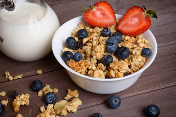 Healthy Breakfast with muesli and berries