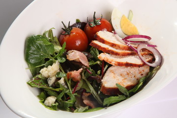 Salad with chicken breast and Bacon