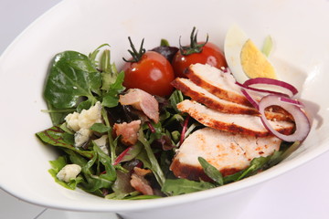 Salad with chicken breast and Bacon