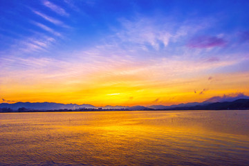 Naklejka premium Sea blue sky 