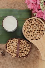 Fototapeta na wymiar Soy milk is delicious with soybean seed.