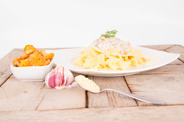 Pappardelle with chanterelle and creame, garlic, parmesan